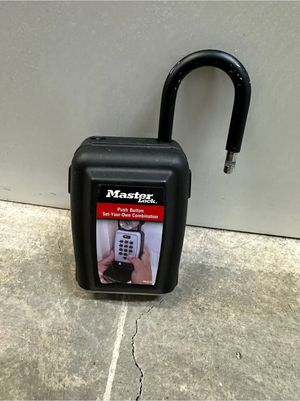 MasterLock 4-digit combo lockbox